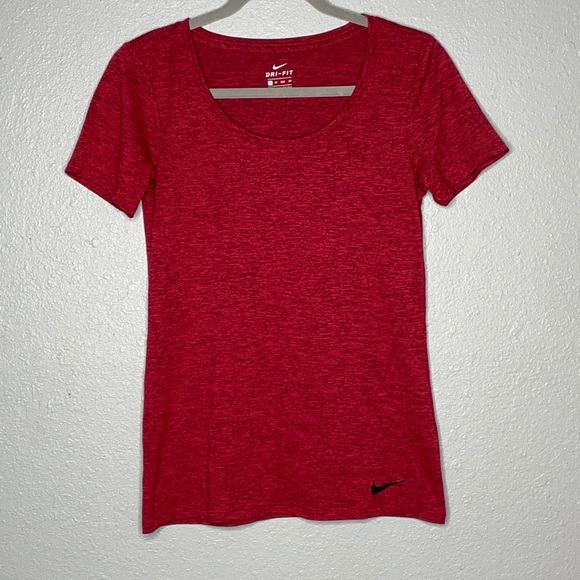 Nike Dri Fit women's Shirt sz Xs Red/black‎ - Picture 1 of 5